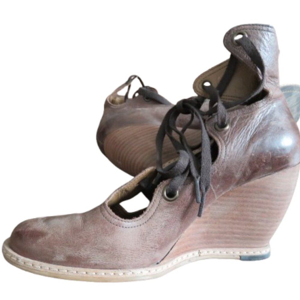 ANTHROPOLOGIE SCHULER & SONS PHILADELPHIA Soft Brown Leather Wedge Lace Up Shoes